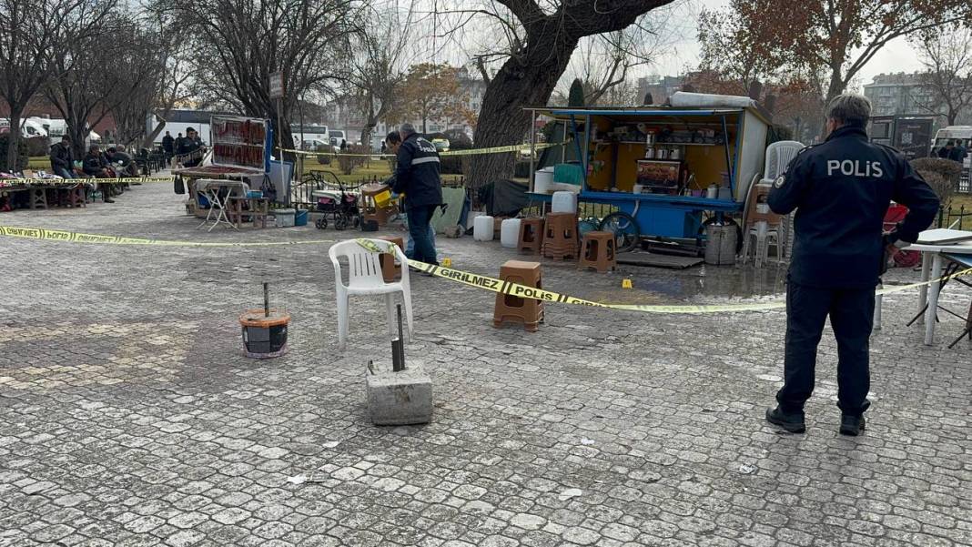 Konya’da çay ocağında 2 kişiyi vuran şüpheli yakalandı, sebebini anlattı 4